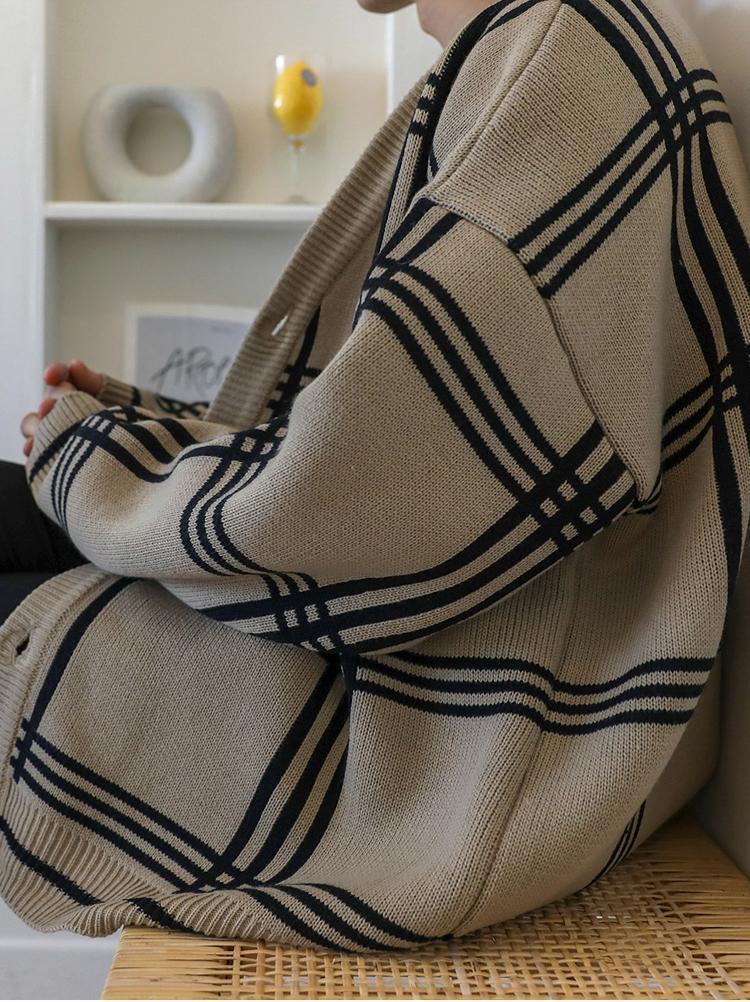 Oversized Plaid Cardigan