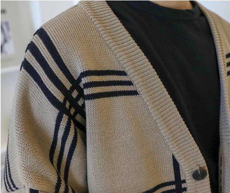 Oversized Plaid Cardigan
