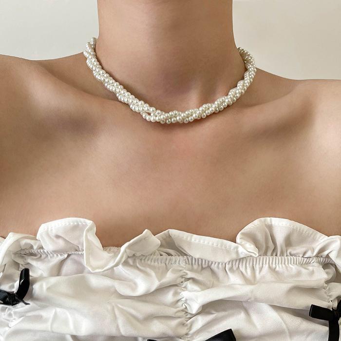 Pearl Short Necklace