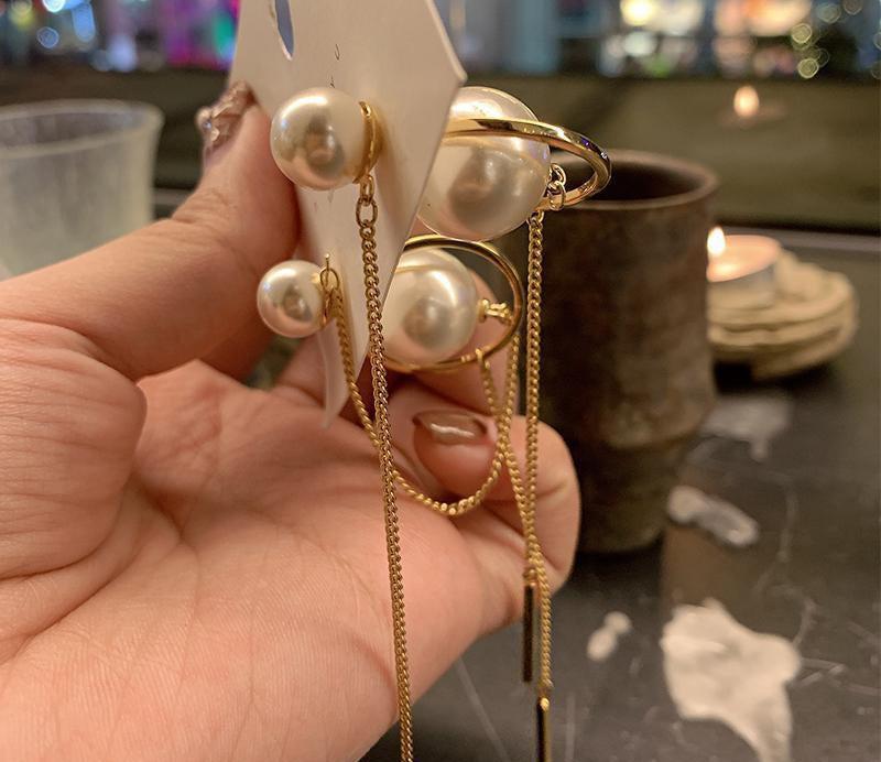 Pearl Tassel Earrings