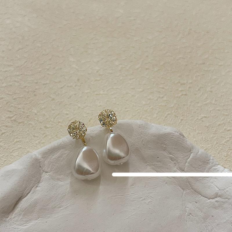 Pearl Zircon Earrings
