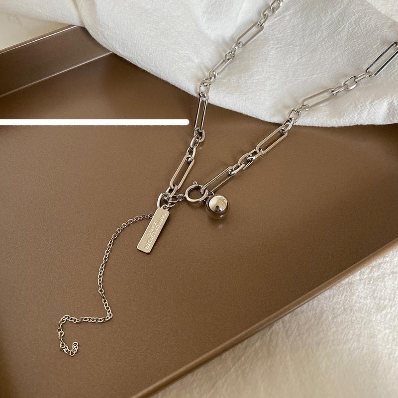 Peral Metal Necklace