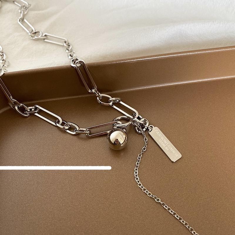 Peral Metal Necklace