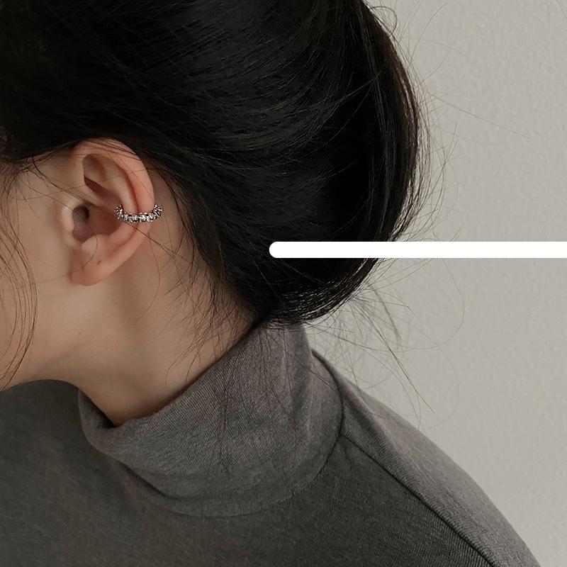 Pinion Ear Bone Clips