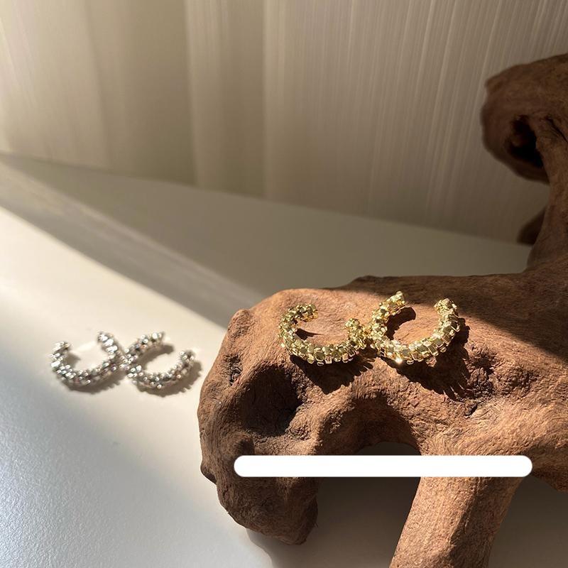 Pinion Ear Bone Clips