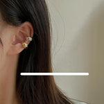 Plaid Retro Ear Clip