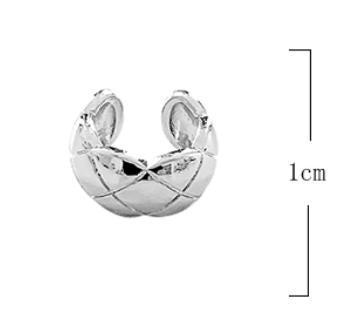 Plaid Retro Ear Clip