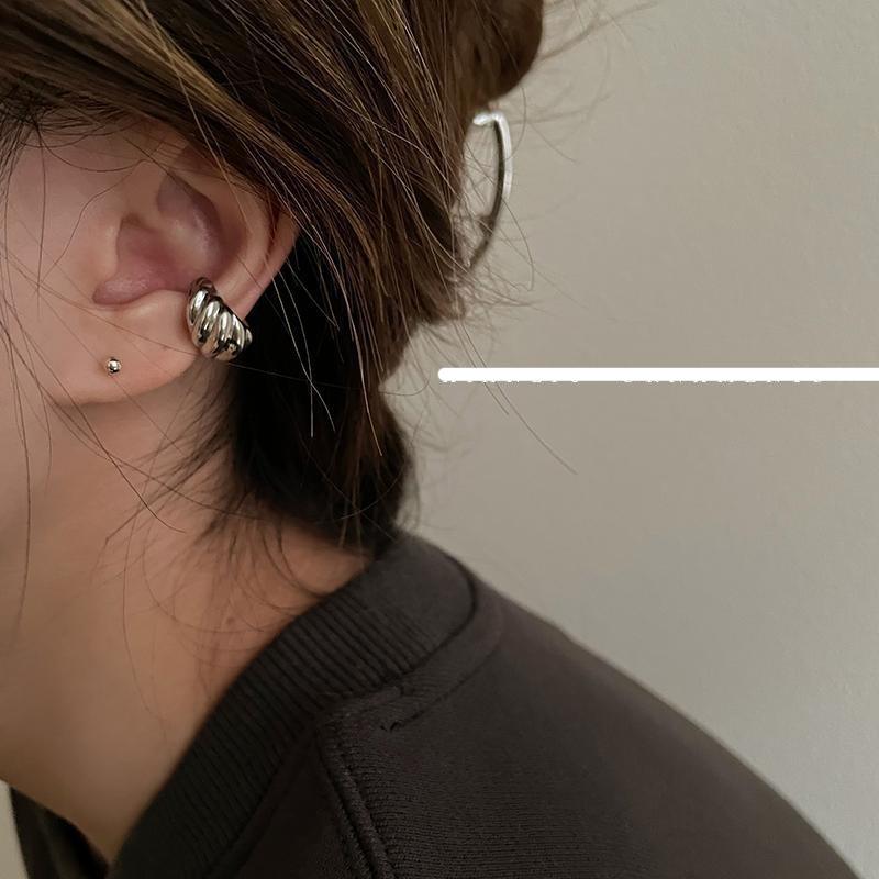 Retro C-Shaped Earring Clip