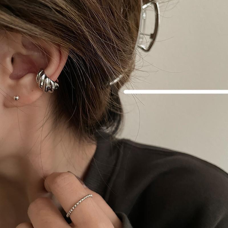 Retro C-Shaped Earring Clip