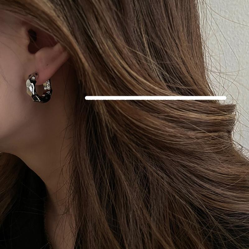 Retro Metal Circle Earrings