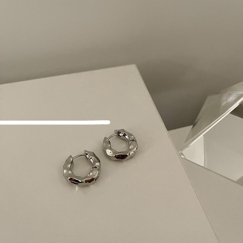 Retro Metal Circle Earrings