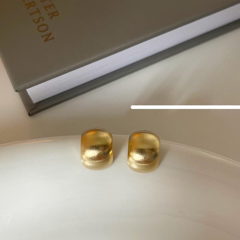 Retro Semi-Circular Earrings