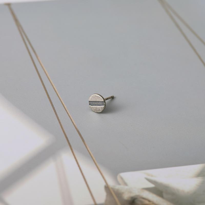 Silver Screw Ear Studs