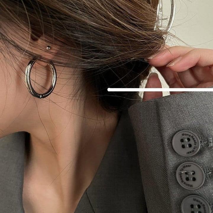 Simple Hoop Earrings