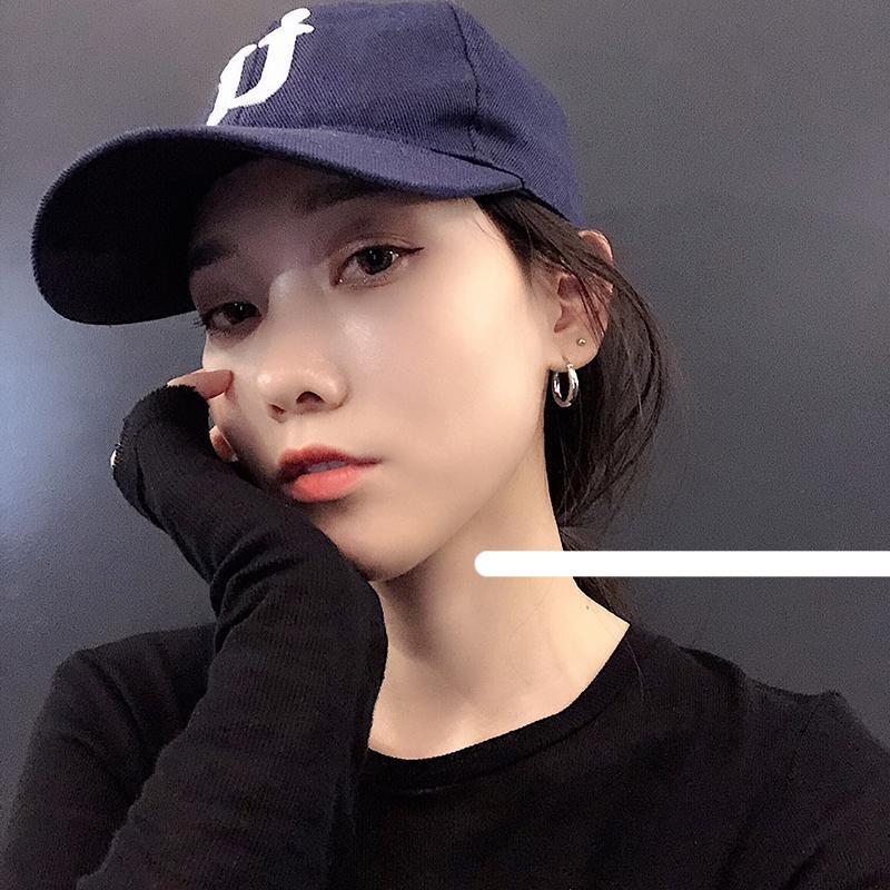 Small Circle Earrings