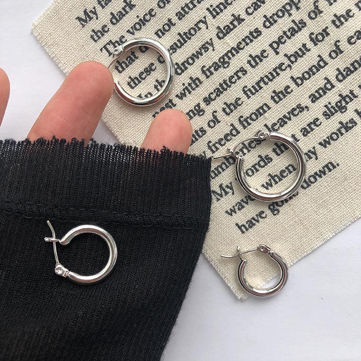 Small Circle Earrings