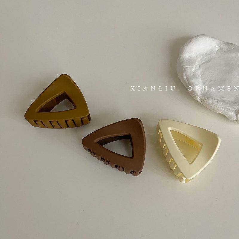 Small Triangle Claw Clip