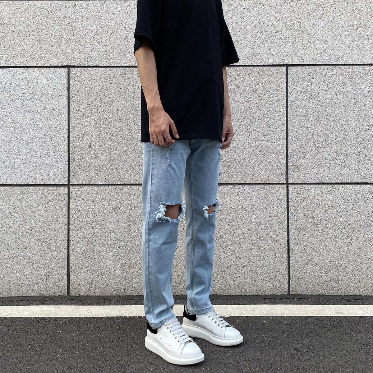 Straight Elastic Slim Ripped Jeans