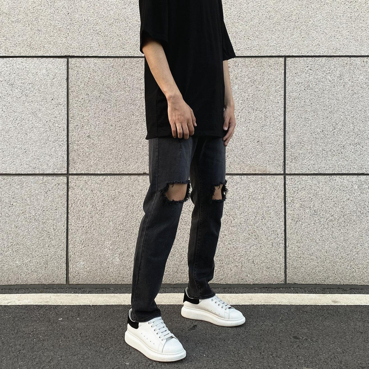 Straight Elastic Slim Ripped Jeans