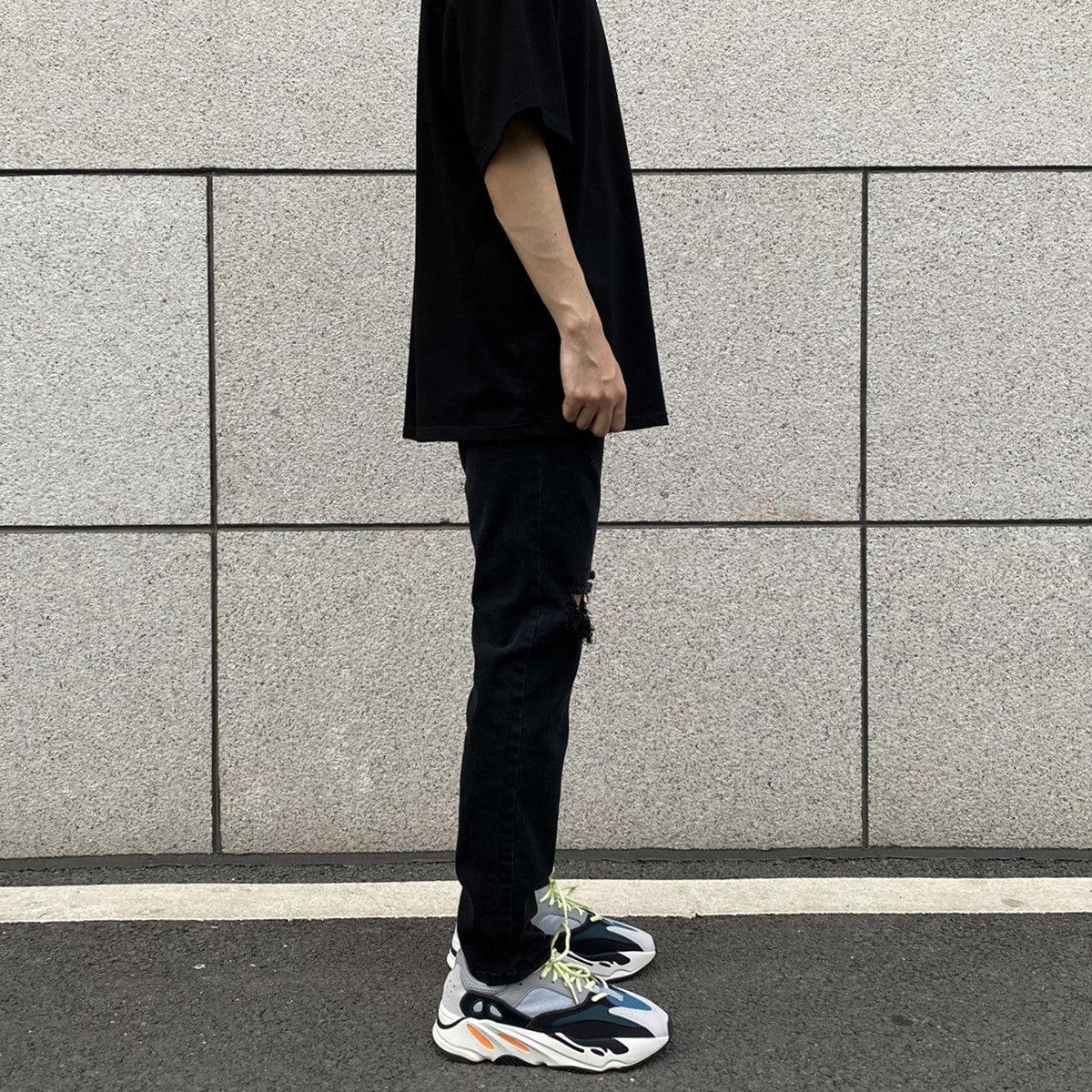 Straight Elastic Slim Ripped Jeans