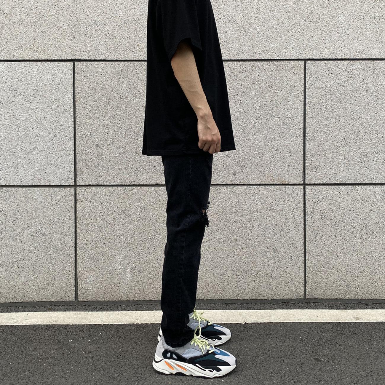 Straight Elastic Slim Ripped Jeans