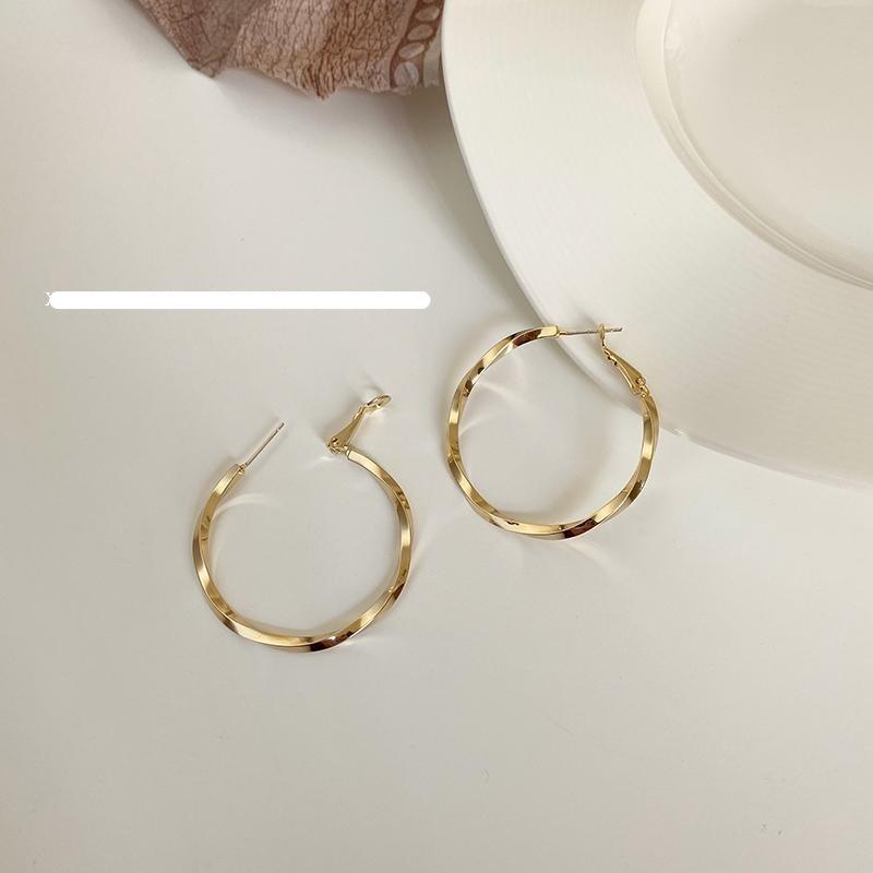 Twisted Circle Earrings