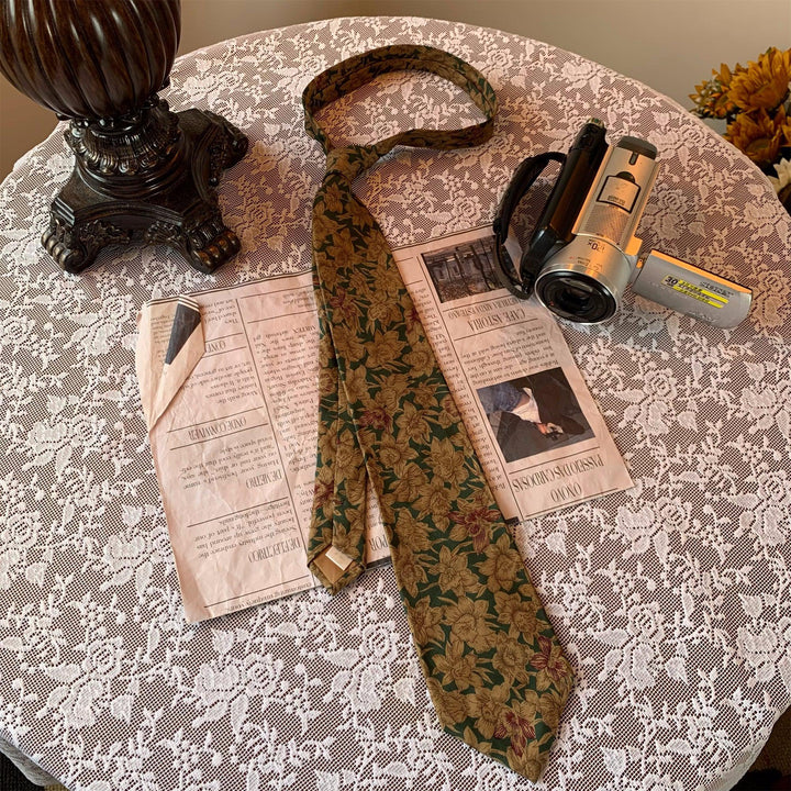 Vintage Floral Tie