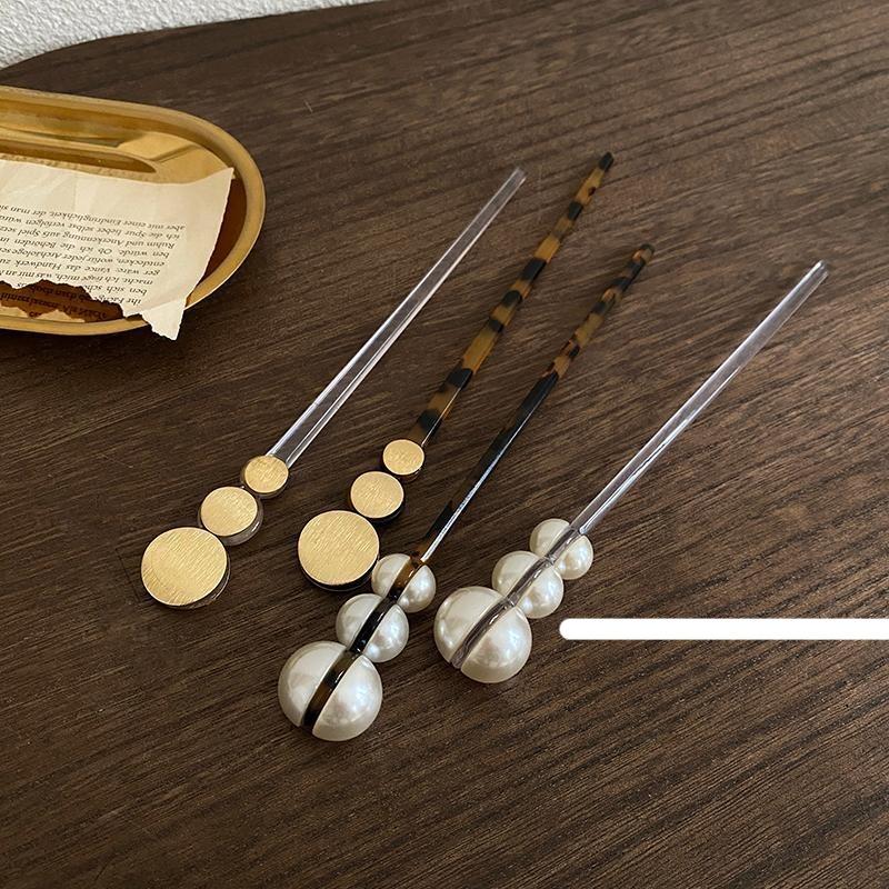 Vintage Pearl Hairpin