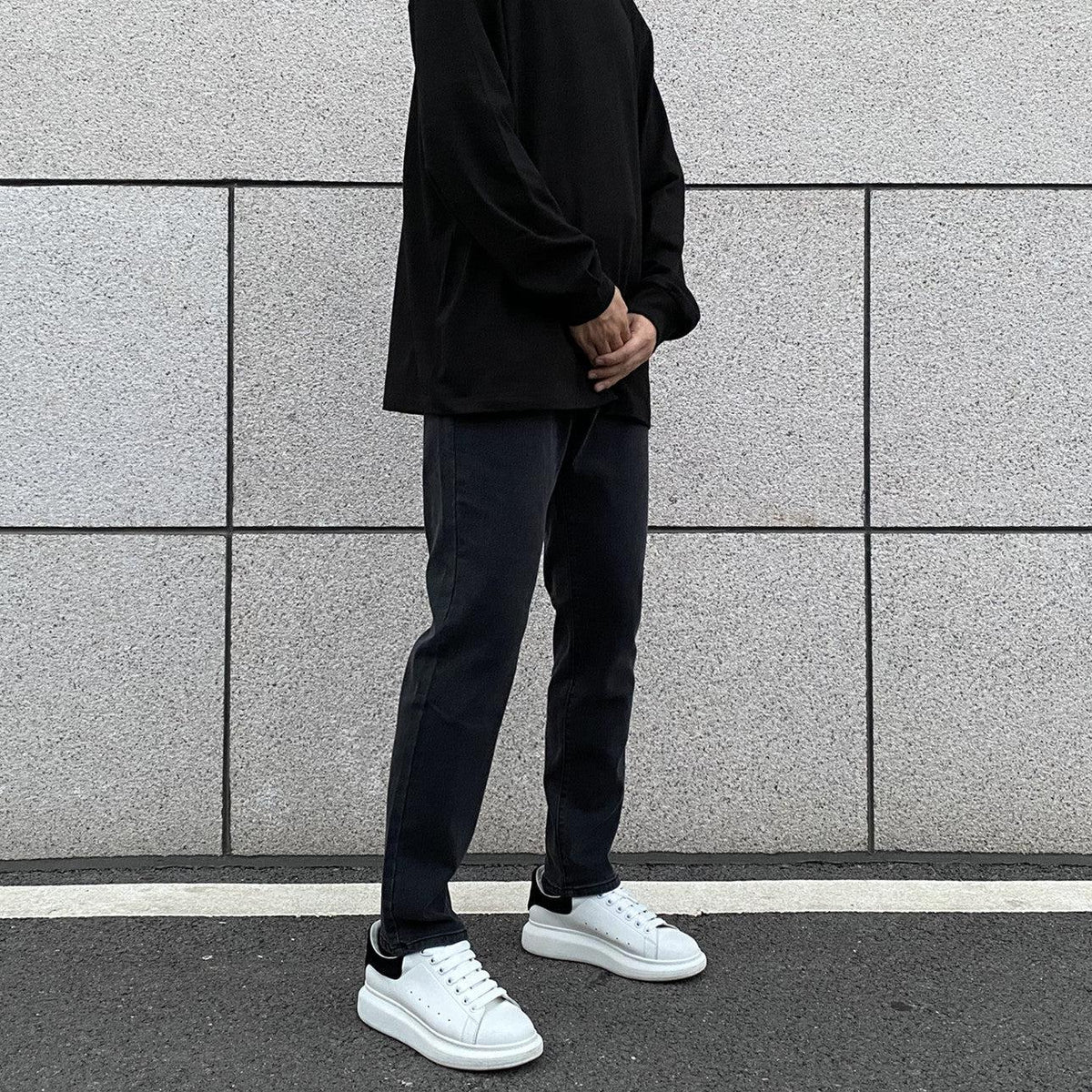 Washed Slim Elastic Jeans