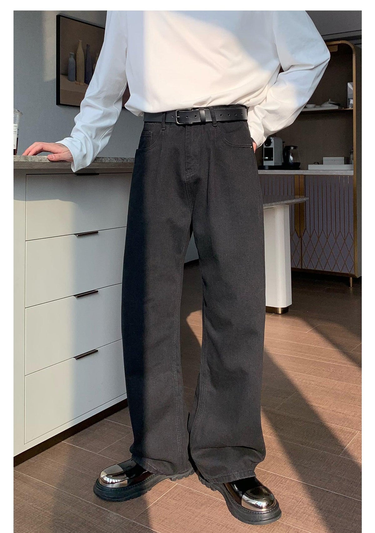 Wide-leg Straight-leg Jeans